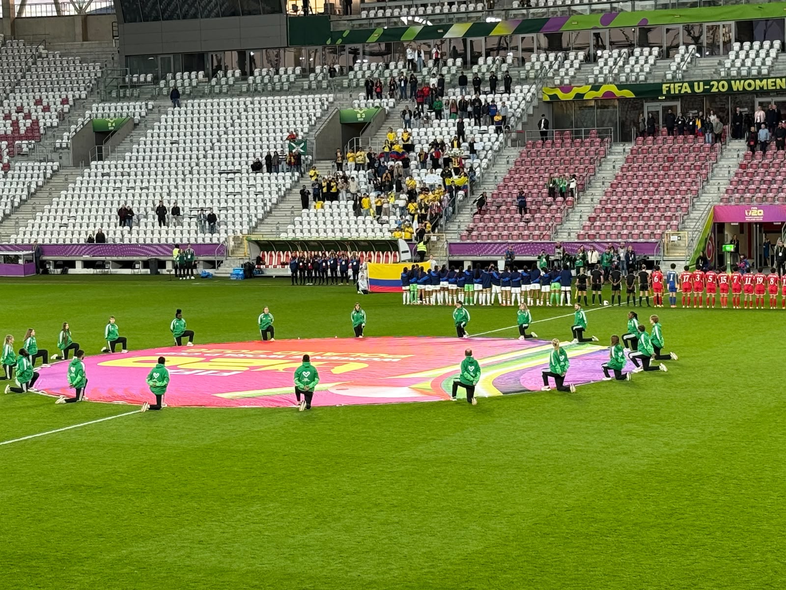 na stadionie 5